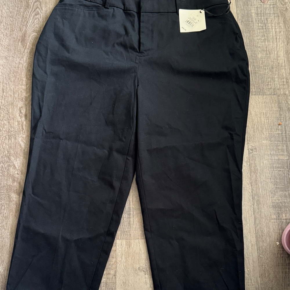 Ava & Viv Black Ankle Pants size 17